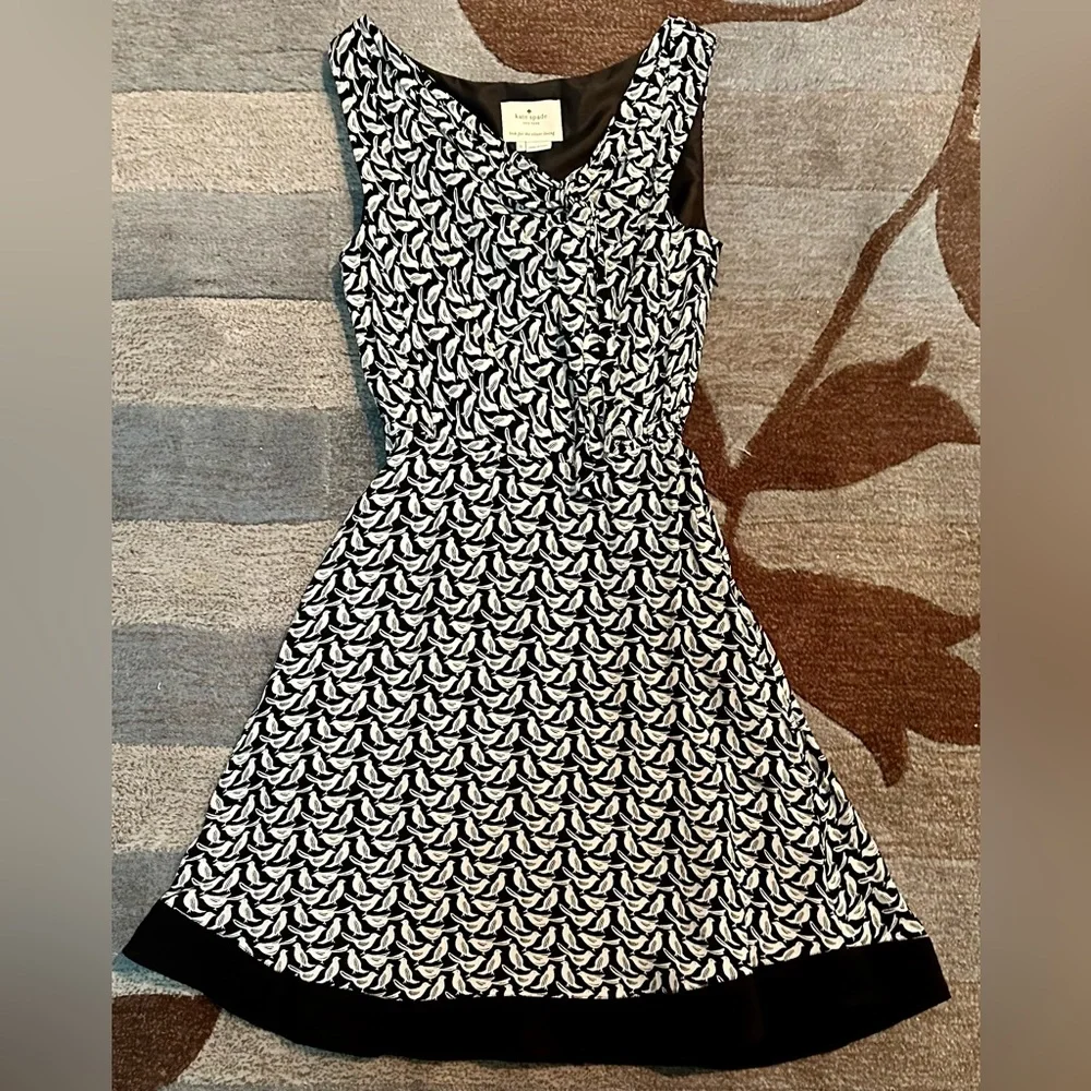 Kate Spade Sleeveless Black/White Bird Print Dress w Offset Tie Bodice
